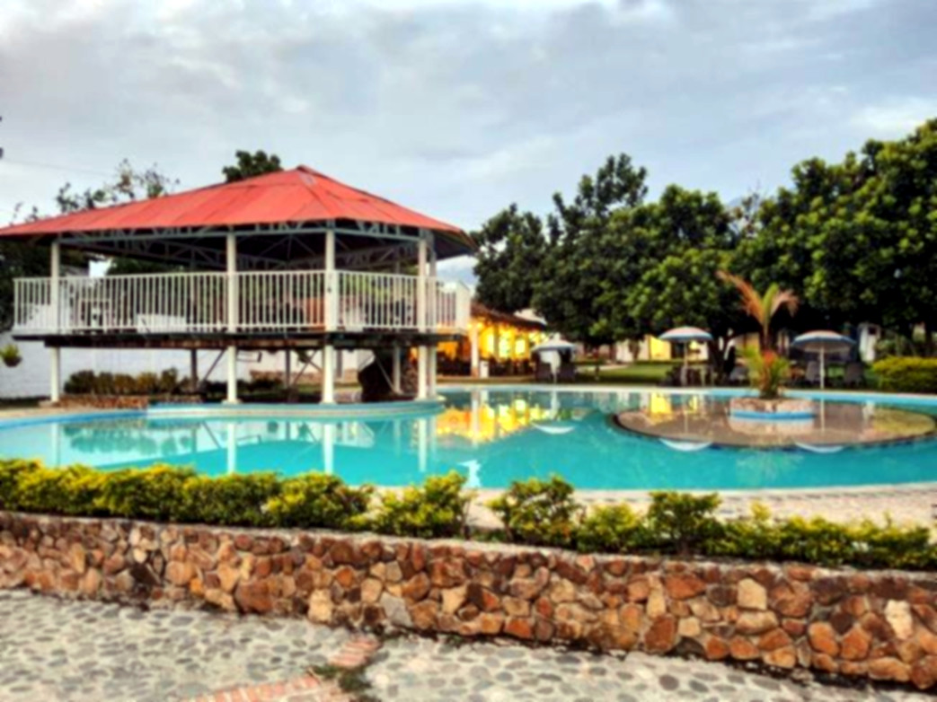 Villas del Edén, hacienda colonial en Santa Elena